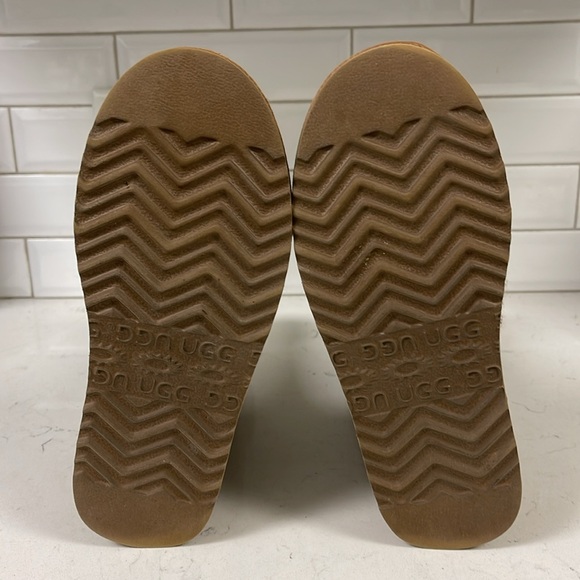 UGG 5817 Cardy Knit Boot Brown - Tan Size 8 - Picture 7 of 16